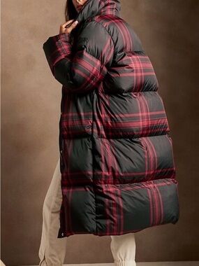 Banana Republic Black and Red Plaid Puffer Coat